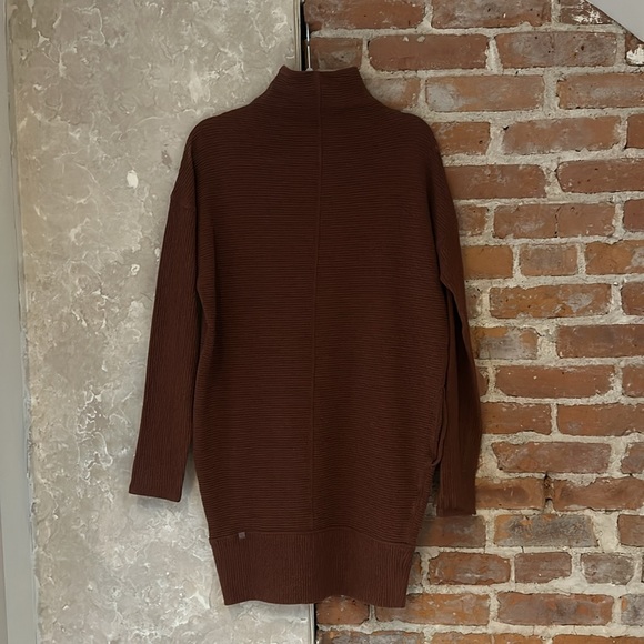 Lululemon Dress - Picture 4 of 5